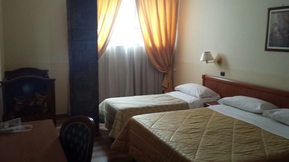 Hotel Pompeii Ruins Torre Annunziata Ngoại thất bức ảnh